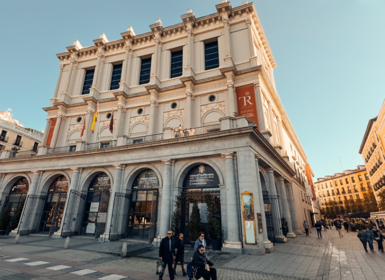 Lawo Teatro Real Madrid outside